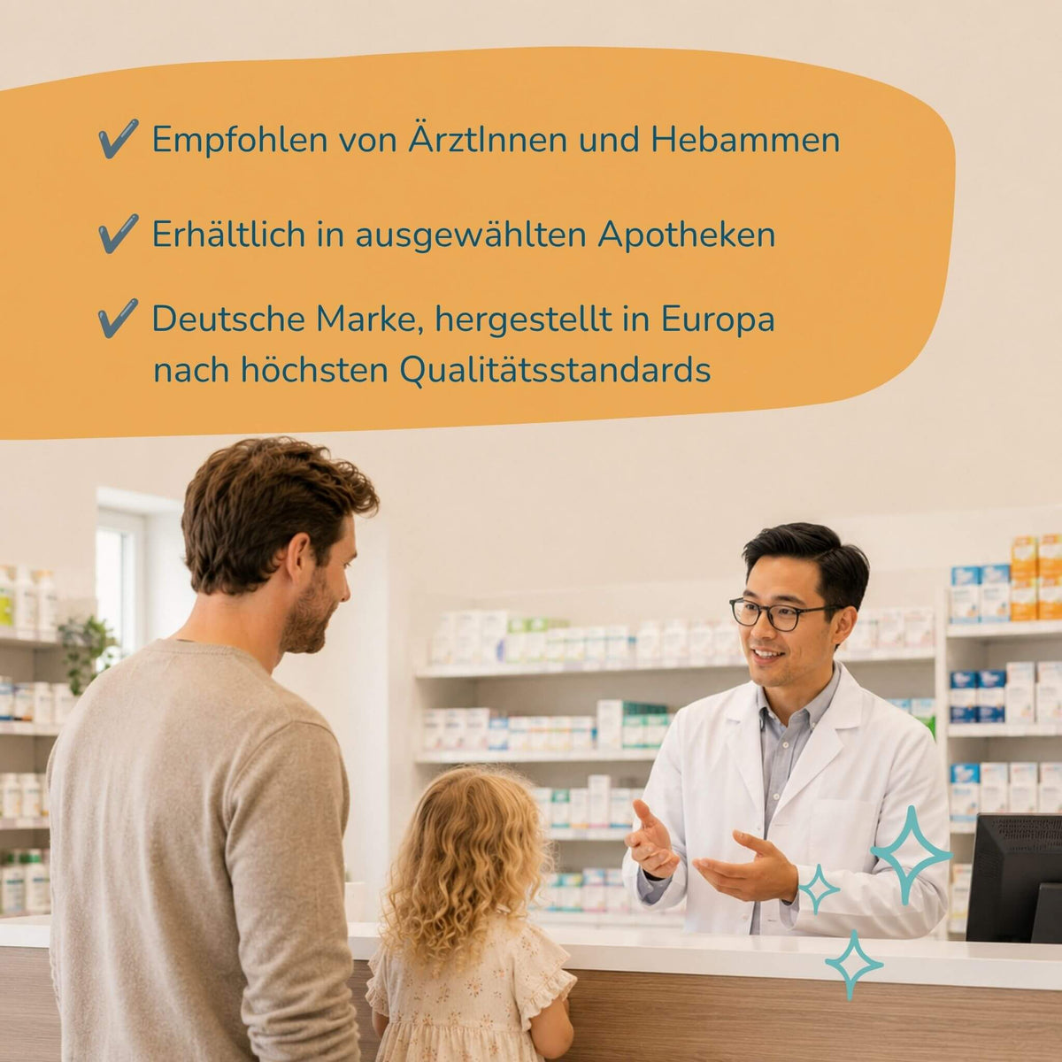 Vater mit Kind bei einer Beratung in der Apotheke zum Thema Vitamin D für Kinder.
